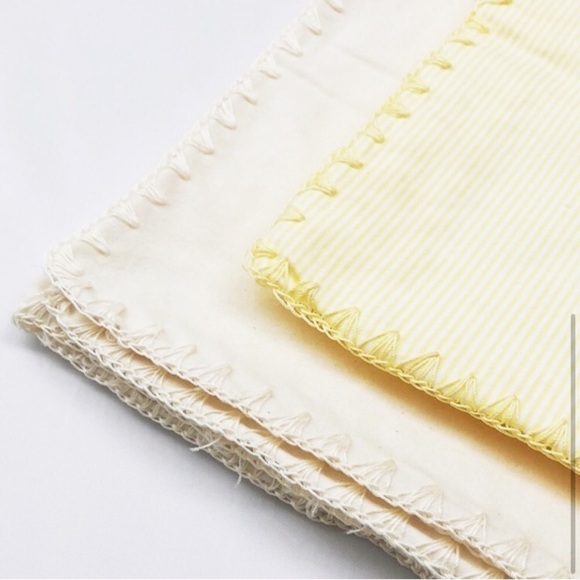 Set of yellow & cream handmade baby blankets - Picture 2 of 4